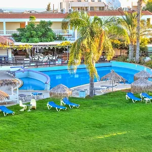 Apartmanhotel Captain Karas Holidays, Protarász